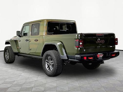 Sarge Green Clearcoat 2024 Jeep Gladiator Mojave X