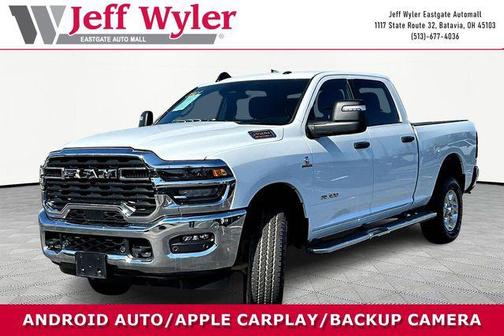Bright White Clearcoat 2025 RAM 2500 Big Horn Crew Cab 4x4 6'4' Box