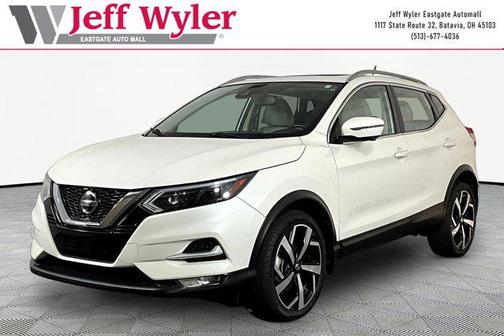 Pearl White Tricoat 2021 Nissan Rogue Sport SL