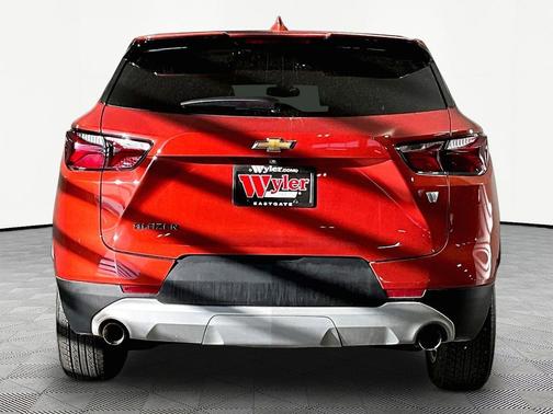 Cayenne Orange Metallic 2022 Chevrolet Blazer 2LT