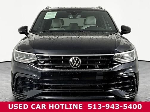 Deep Black Pearl 2022 Volkswagen Tiguan 2.0T SE R-Line Black 4MOTION