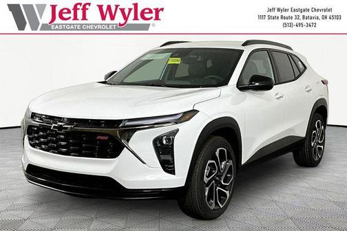 Summit White 2026 Chevrolet Trax FWD 2RS