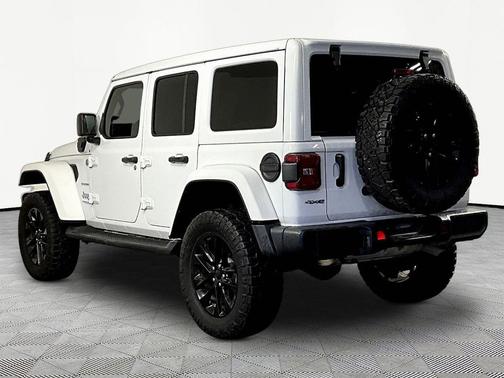 Bright White Clearcoat 2021 Jeep Wrangler Unlimited 4xe Sahara