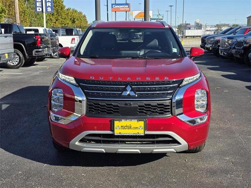 2024 Mitsubishi Outlander SEL