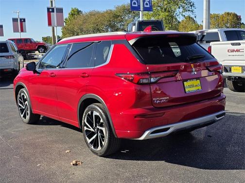 2024 Mitsubishi Outlander SEL