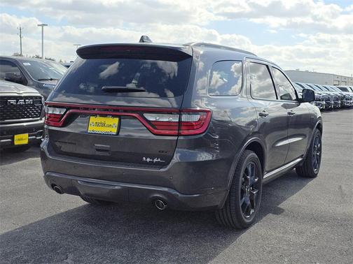 2026 Dodge Durango GT HEMI V8