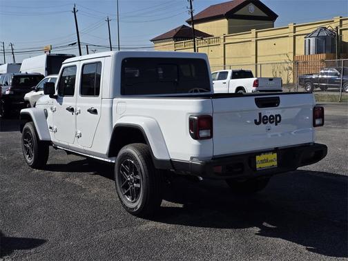 2025 Jeep Gladiator Sport