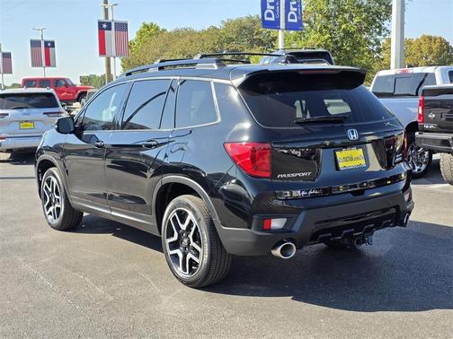 2023 Honda Passport Elite