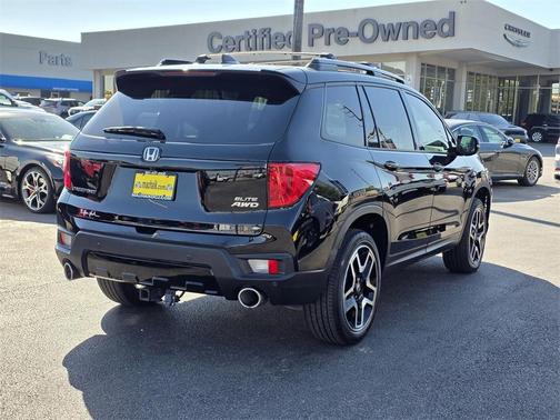 2023 Honda Passport Elite