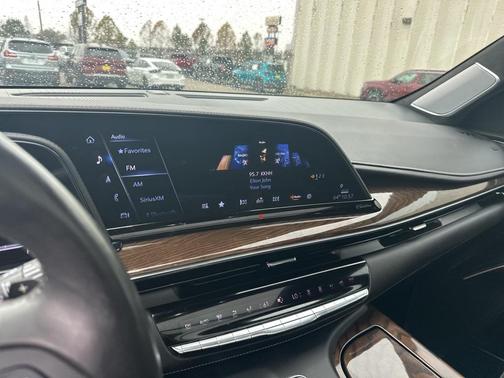 2023 Cadillac Escalade Sport Platinum