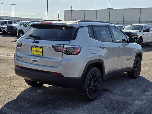 2026 Jeep Compass Latitude