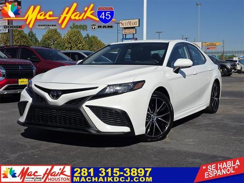 2024 Toyota Camry SE Nightshade