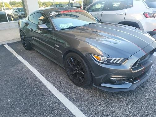 2017 Ford Mustang GT Premium