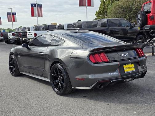 2017 Ford Mustang GT Premium