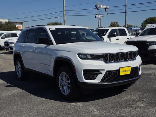 2025 Jeep Grand Cherokee Laredo X