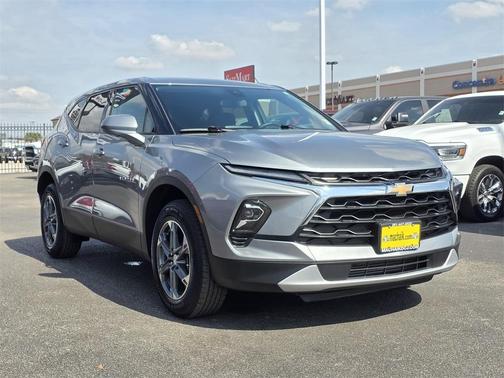 2025 Chevrolet Blazer LT