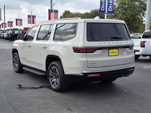 2022 Jeep Wagoneer Series III