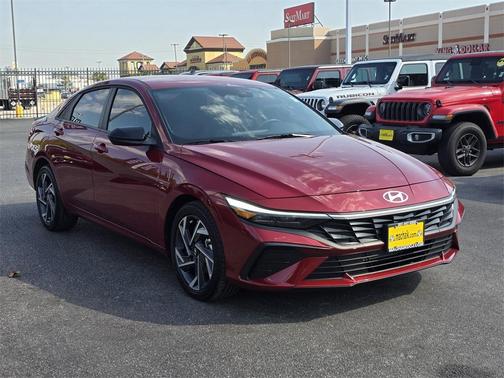 2025 Hyundai ELANTRA SEL Sport