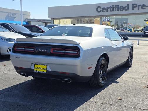 2021 Dodge Challenger SXT