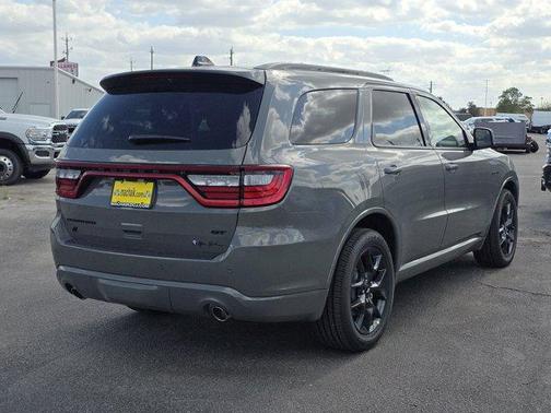 2026 Dodge Durango GT HEMI V8