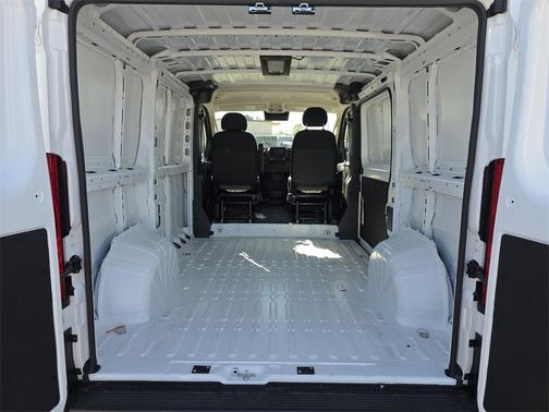2026 RAM ProMaster 1500 Low Roof