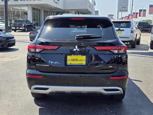 2023 Mitsubishi Outlander SE Special Edition
