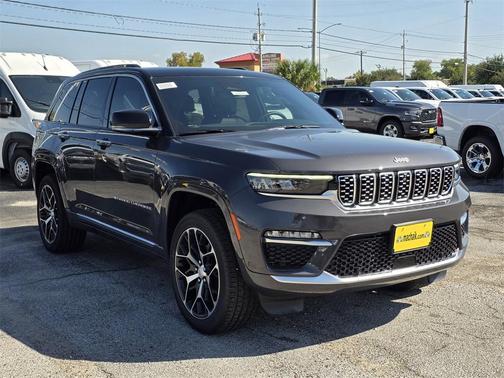 2025 Jeep Grand Cherokee Summit