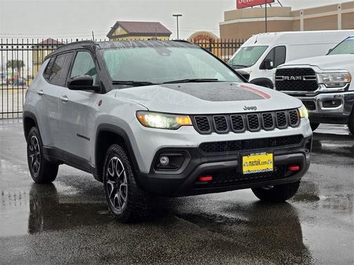 2024 Jeep Compass Trailhawk
