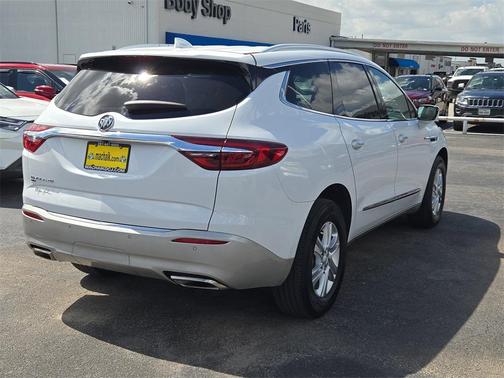 2021 Buick Enclave Essence