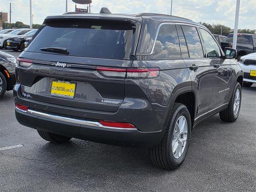 2025 Jeep Grand Cherokee Laredo X