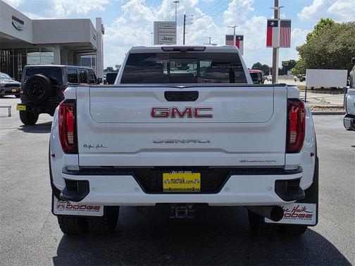 2023 GMC Sierra 3500 Denali