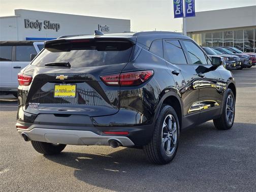 2025 Chevrolet Blazer LT