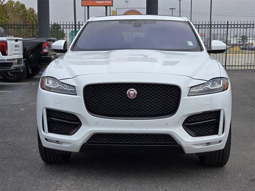 2017 Jaguar F-PACE 35t R-Sport