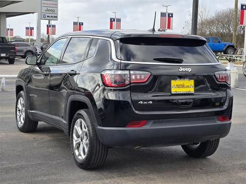 2025 Jeep Compass Sport