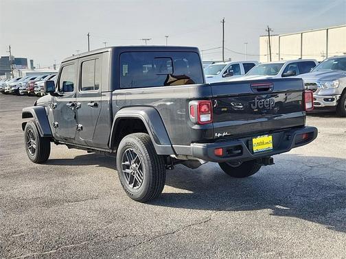 2024 Jeep Gladiator Sport