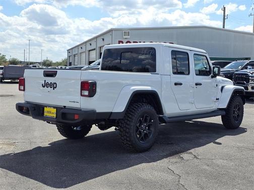 2025 Jeep Gladiator Sport