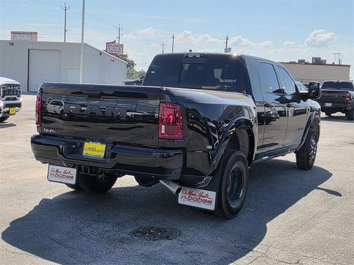 2026 RAM 3500 Limited