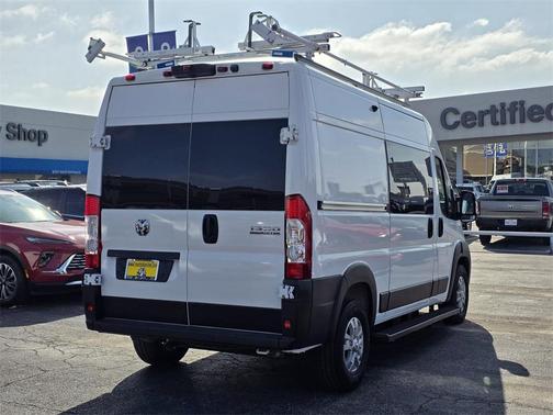 2025 RAM ProMaster 1500 Base