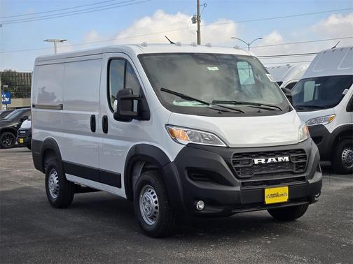 2026 RAM ProMaster 1500 Low Roof