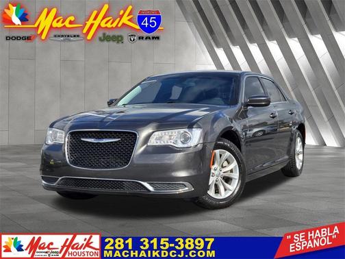 2023 Chrysler 300 Touring