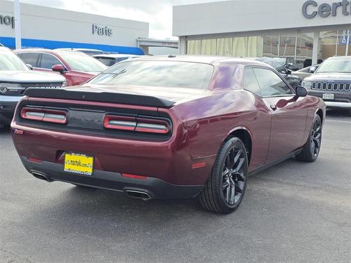 2022 Dodge Challenger SXT