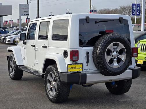 2017 Jeep Wrangler Unlimited Sahara