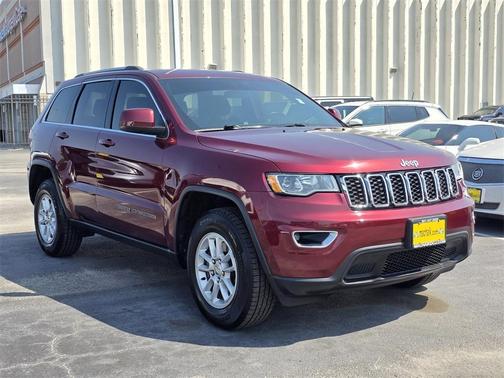 2019 Jeep Grand Cherokee Laredo E