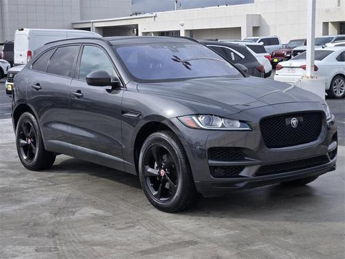 2019 Jaguar F-PACE 25t Premium