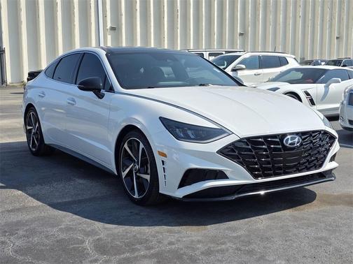 2022 Hyundai SONATA SEL Plus
