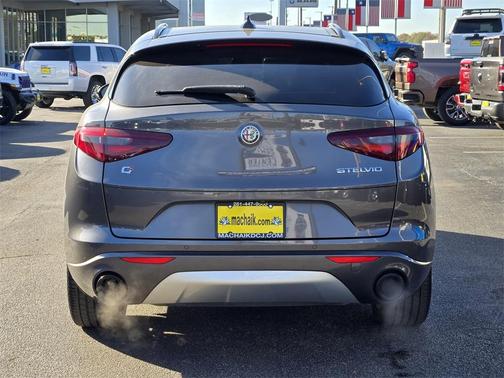 2023 Alfa Romeo Stelvio Ti
