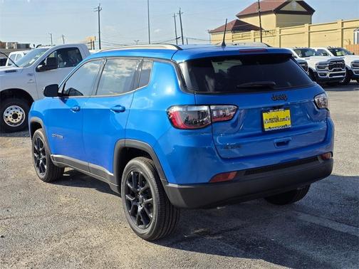 2026 Jeep Compass Latitude