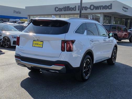 2024 Kia Sorento S