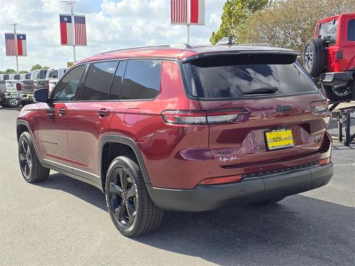 2024 Jeep Grand Cherokee L Laredo