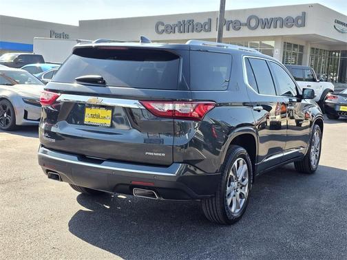 2021 Chevrolet Traverse Premier